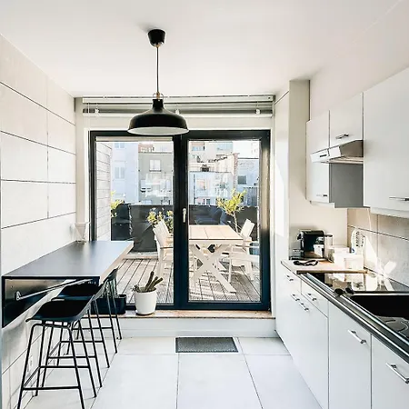 Modern Centrum Met Enorm Dakterras * Ostend