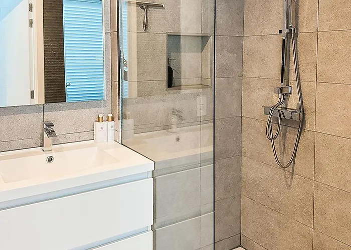 Modern Centrum Met Enorm Dakterras