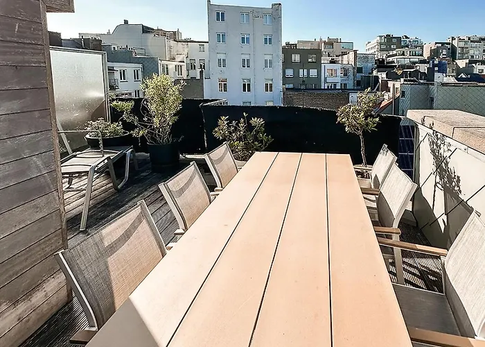 Modern Centrum Met Enorm Dakterras Ostende